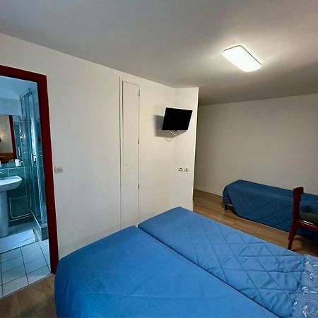 Chambres D'Hotes Du Colvert Forges-les-Eaux Exteriör bild