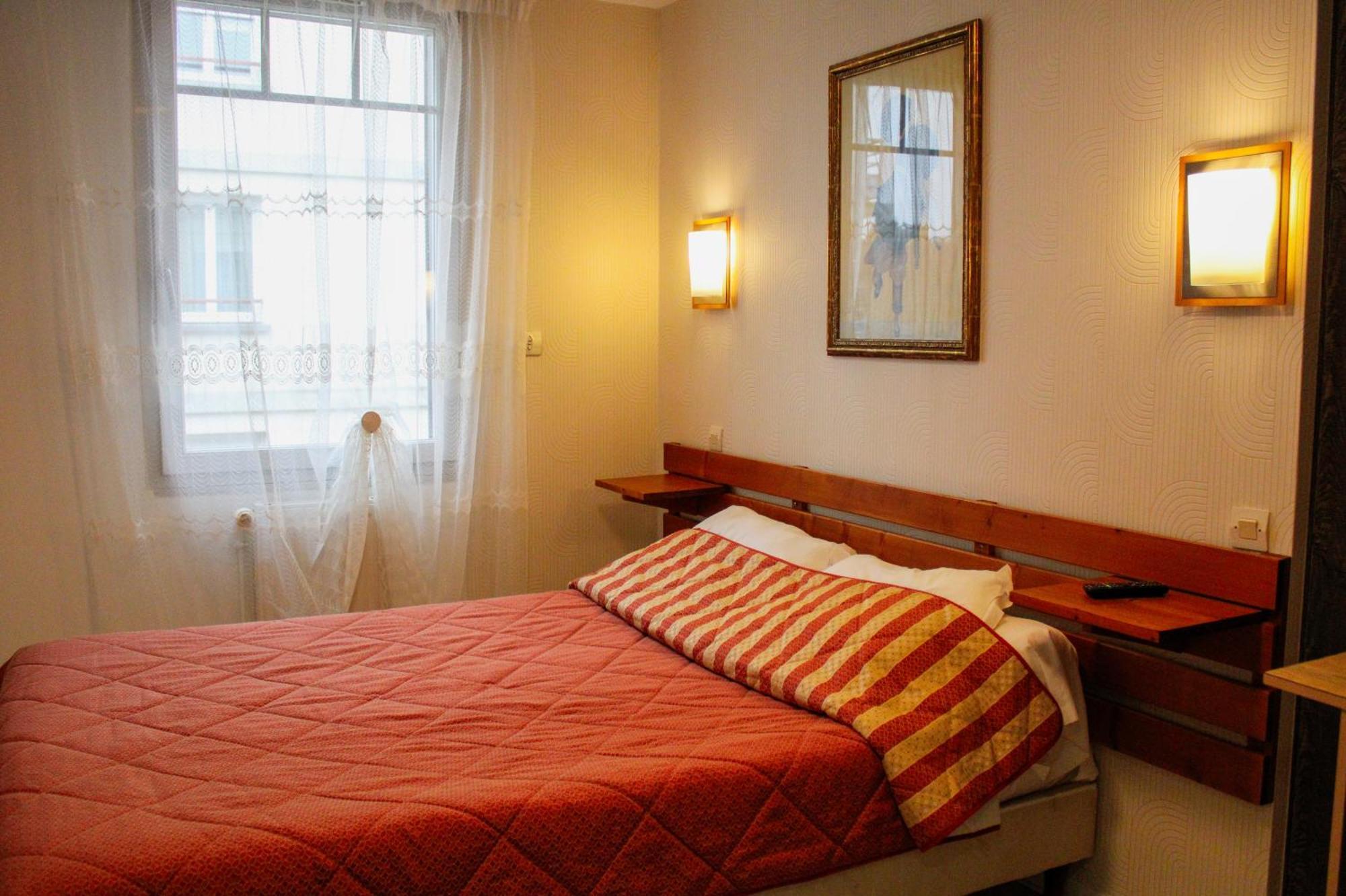 Chambres D'Hotes Du Colvert Forges-les-Eaux Exteriör bild