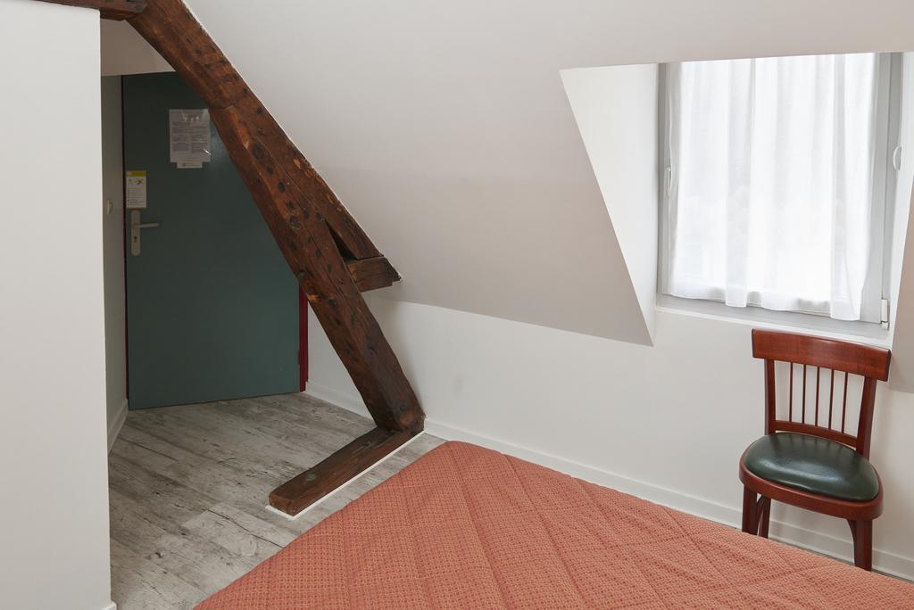 Chambres D'Hotes Du Colvert Forges-les-Eaux Exteriör bild